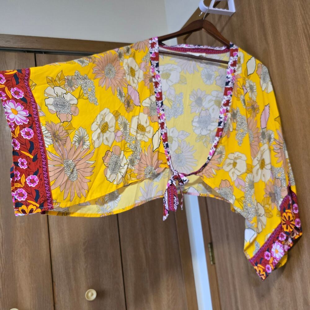Anthropologie Floral Vibrant Cropped Tie Front Kimono - Picture 5 of 12